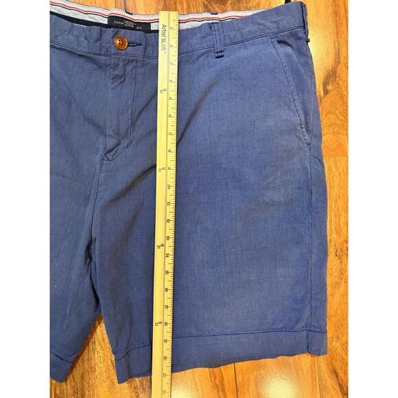 Tommy Hilfiger lot of 2 men’s size 44 custom fit shorts - Picture 10 of 13